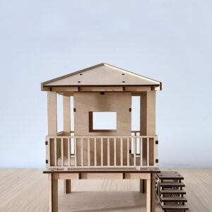 Maqueta hórreo de madera, imagen lateral