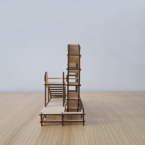 Maqueta molino de agua de madera, imagen lateral