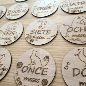 Cumple mes personalizado de madera