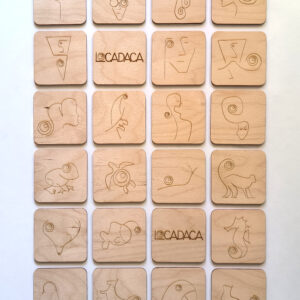 posavasos de madera con dibujos de LOCADACA
