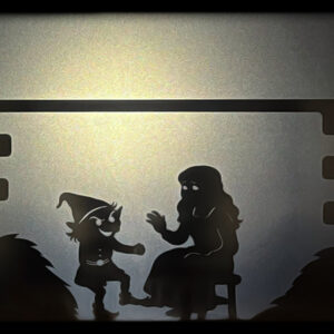 Marioneta sombras el enano saltarín