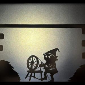 Marioneta sombras el enano saltarín